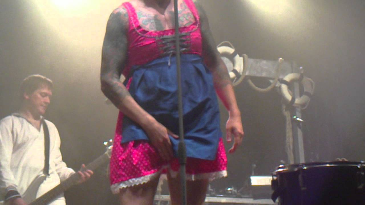 Oomph! - Aus meiner Haut (live Berlin 30.09.2012)