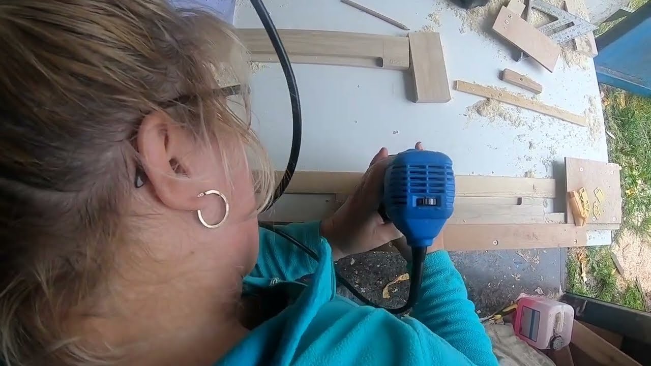 VLOG 122, Narrowboat Fit Out - Galley Cabinet Fronts