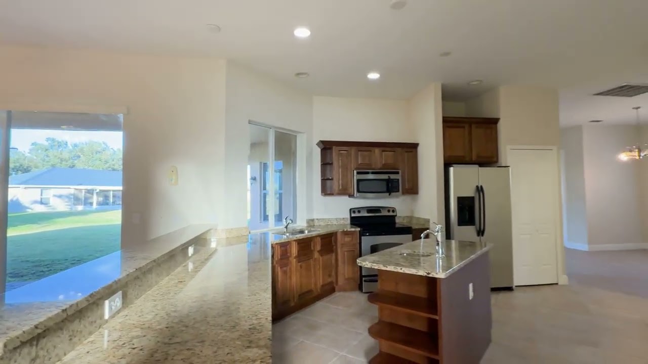 1216 Heavitree Ct Sebring, FL 33876 House Tour