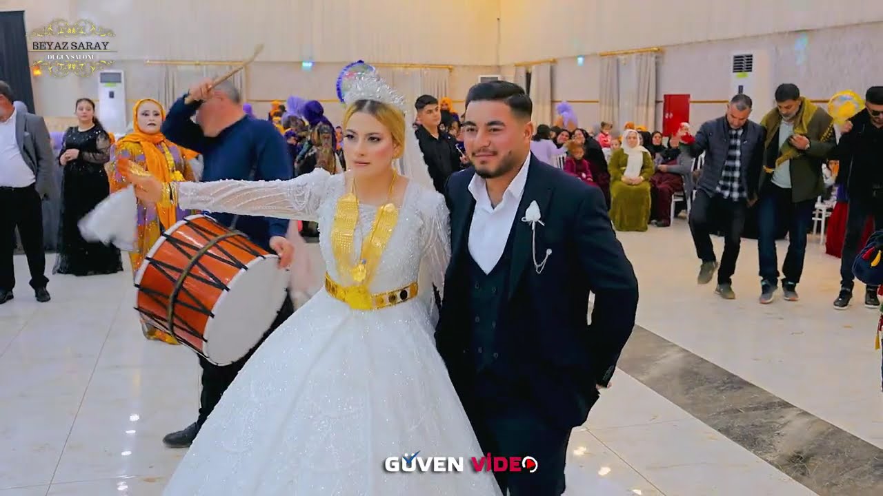 Aslan Ailesi - Z&uuml;mr&uuml;t & Salih -Part 3 Foto G&uuml;ven - Beyaz Saray D&uuml;ğ&uuml;n Salonu #İBRAHİMG&Uuml;VEN