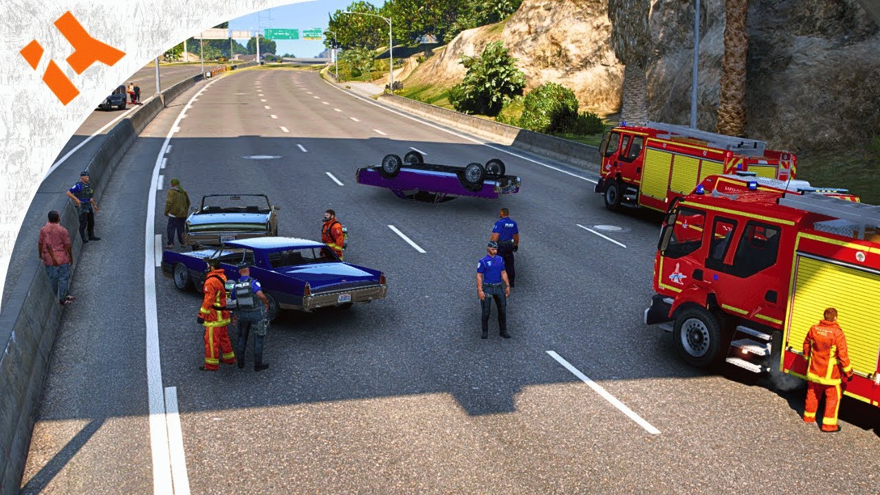 GROS ACCIDENTS SUR L'AUTOROUTE ! - POLICE NATIONALE🚔 [GTAV]
