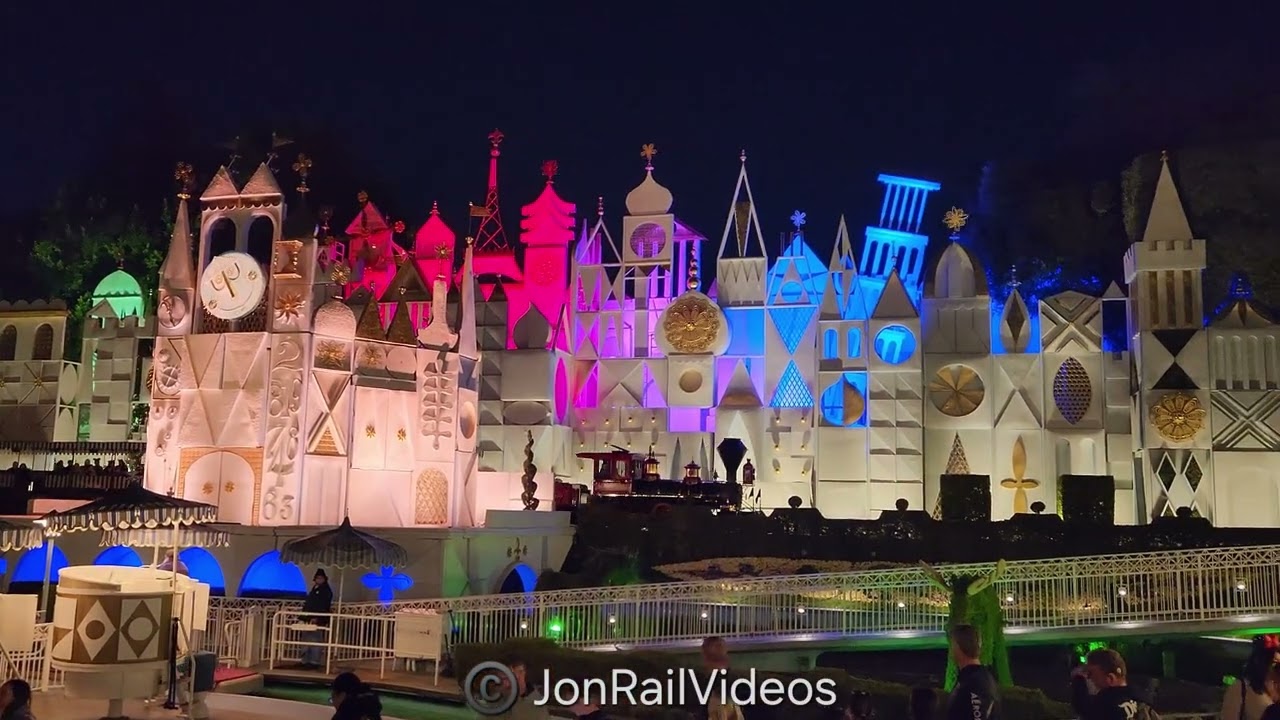 2/22/26 The Disneyland Railroad: C.K. Holliday 1 passes Small World