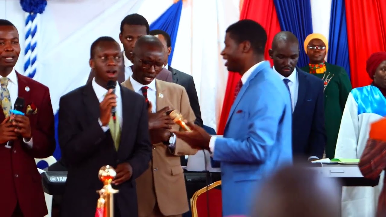 Umenibeba & Nakubaliana (Worship Medley) | Nairobi Main Altar Worship