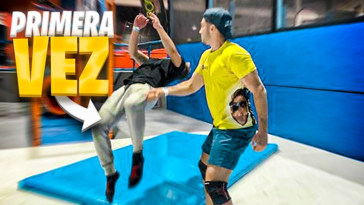 Fui a este PARQUE de TRAMPOLINES GIGANTE a aprender el BACKFLIP y pasó esto...😅