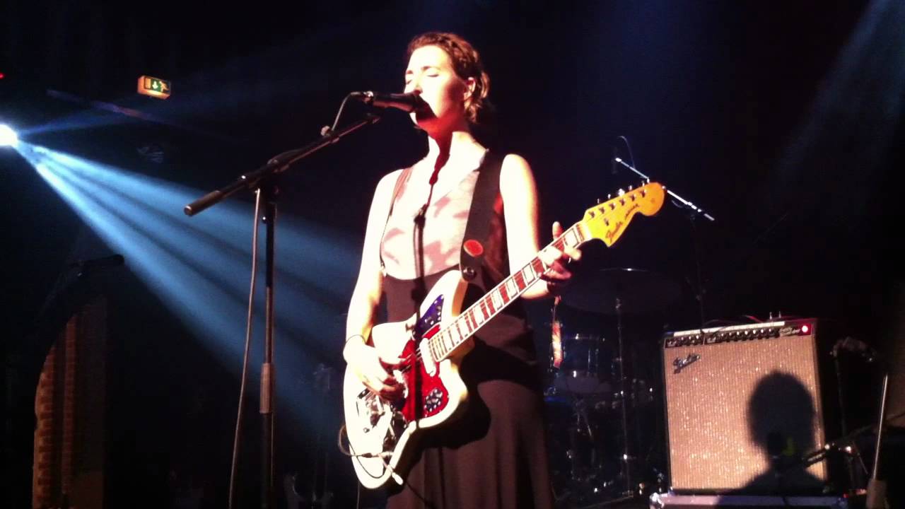 Warpaint - Baby, live in cologne