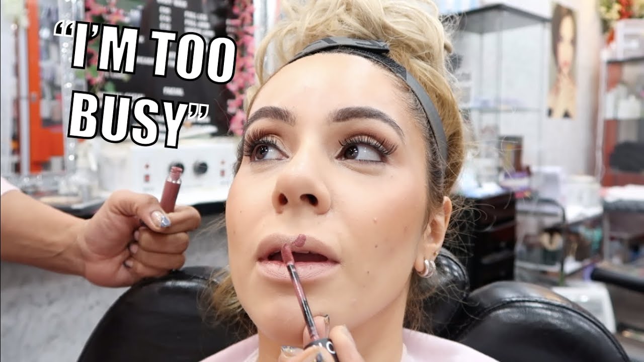 THIS MAKEUP ARTIST IS TOO BUSY, BUSY, BUSY !!!