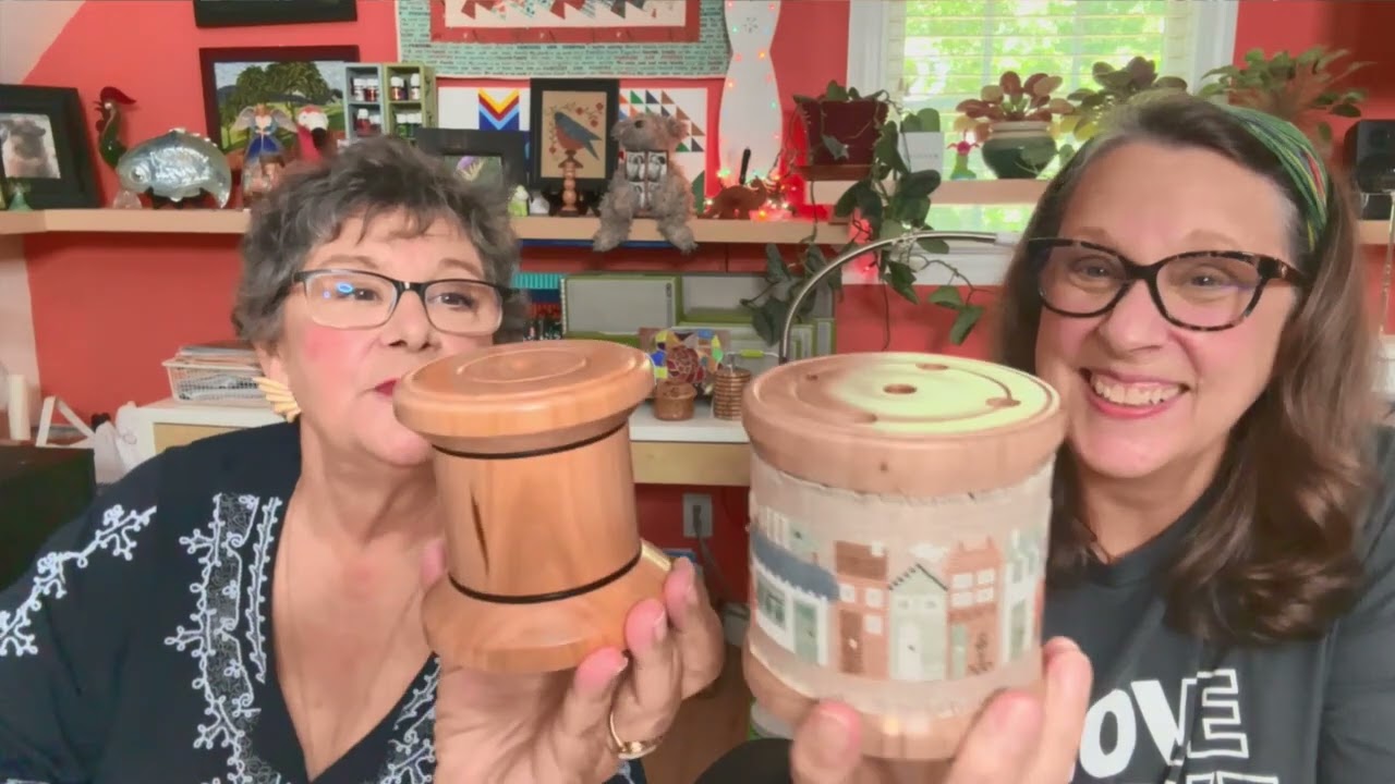 FlossTube 28b - Sharing stitches with friends - so much fun!!