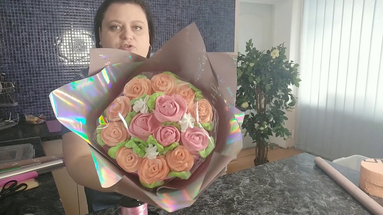 Как просто сделать съедобный букет из зефира. Спрос в праздники зашкаливает.