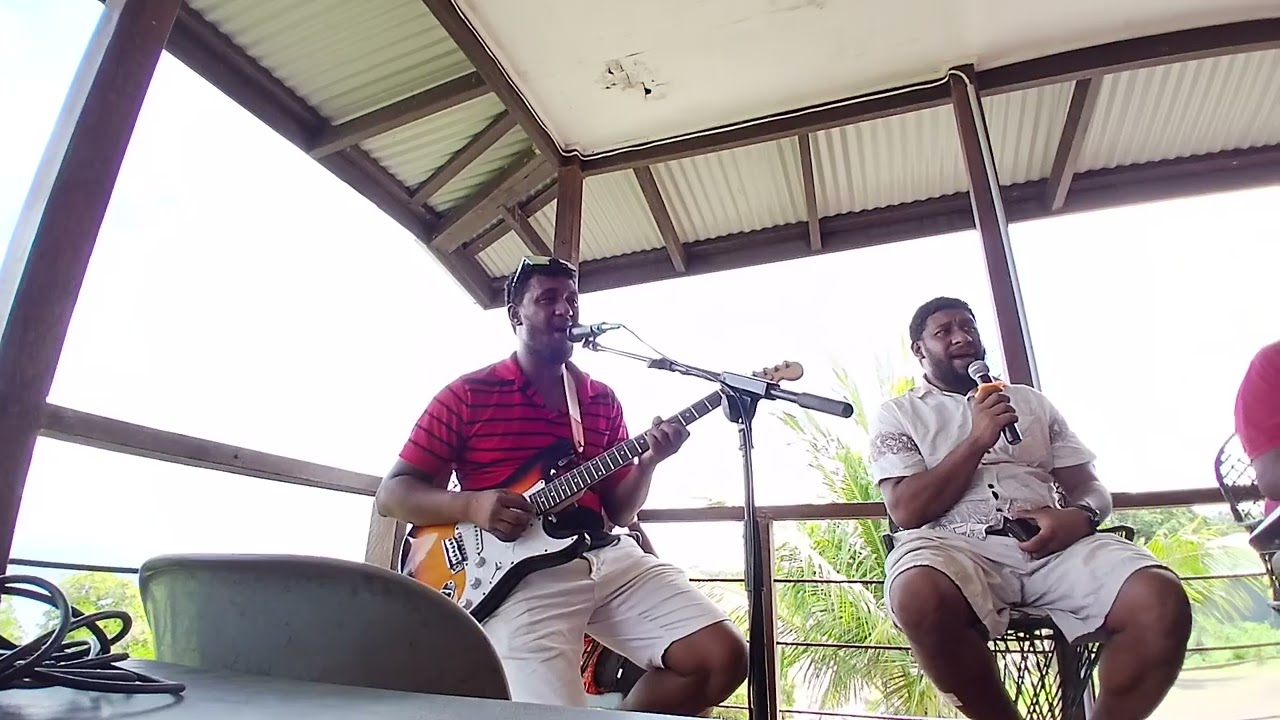 Steve Lahui's KeiGuiato - OneBlood live at Koke Hanua Resort