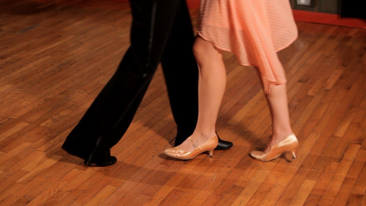 How to Do a Foxtrot Corner Step | Ballroom Dance