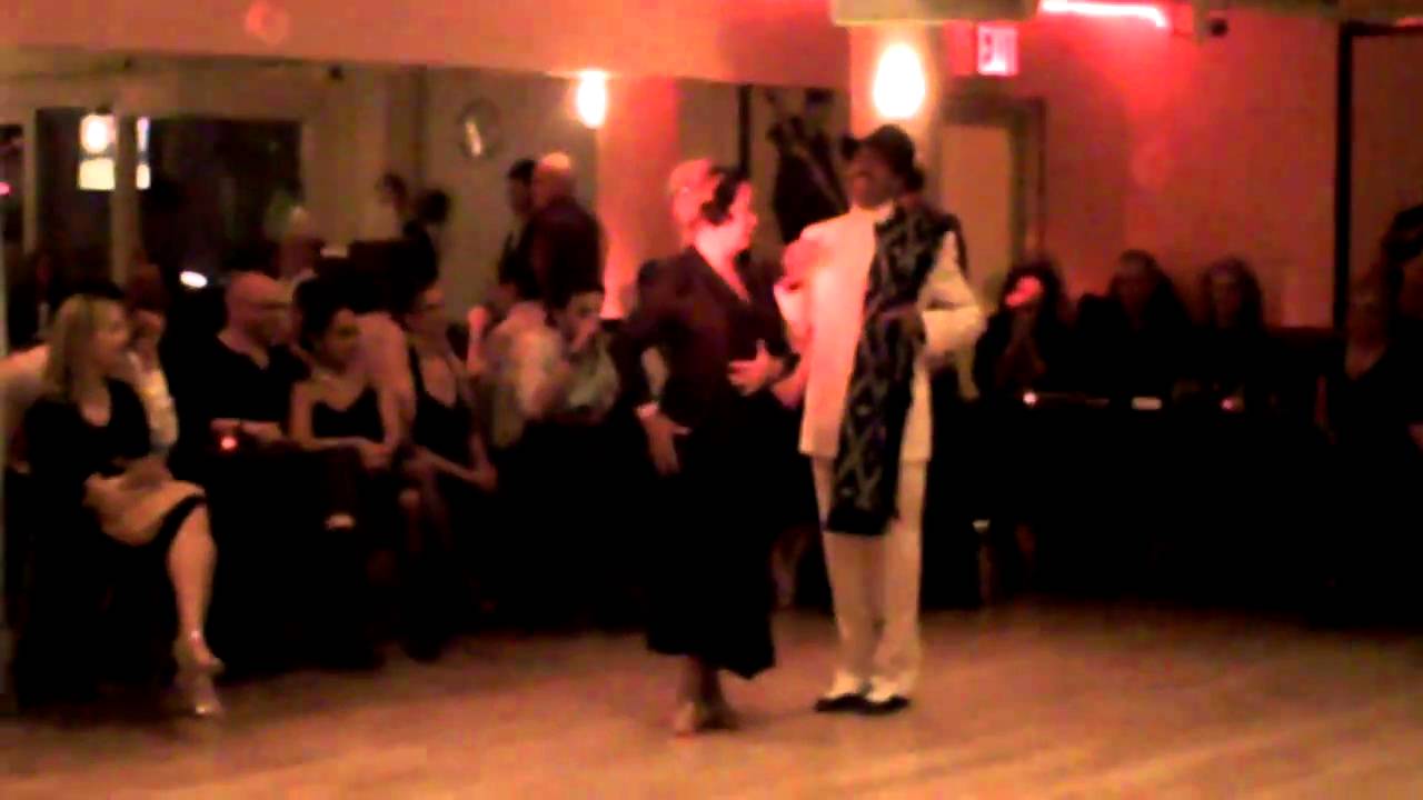 Omar Ocampo & Monica Romero: Argentine tango - Canyengue