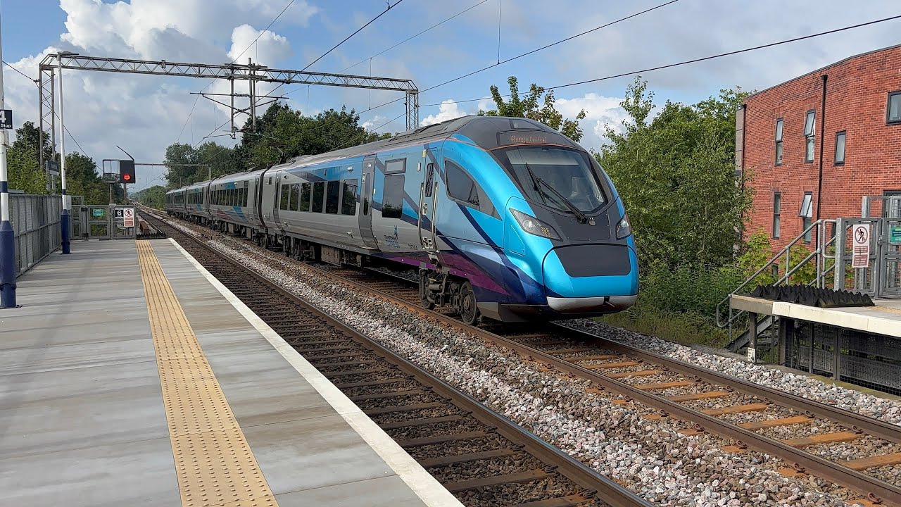 Train-Spotting At Mauldeth Road (21.7.25) | Northern, Transport For Wales & TransPennine