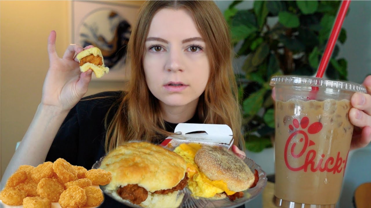 Trying Chick-Fil-A breakfast for the first time ever!