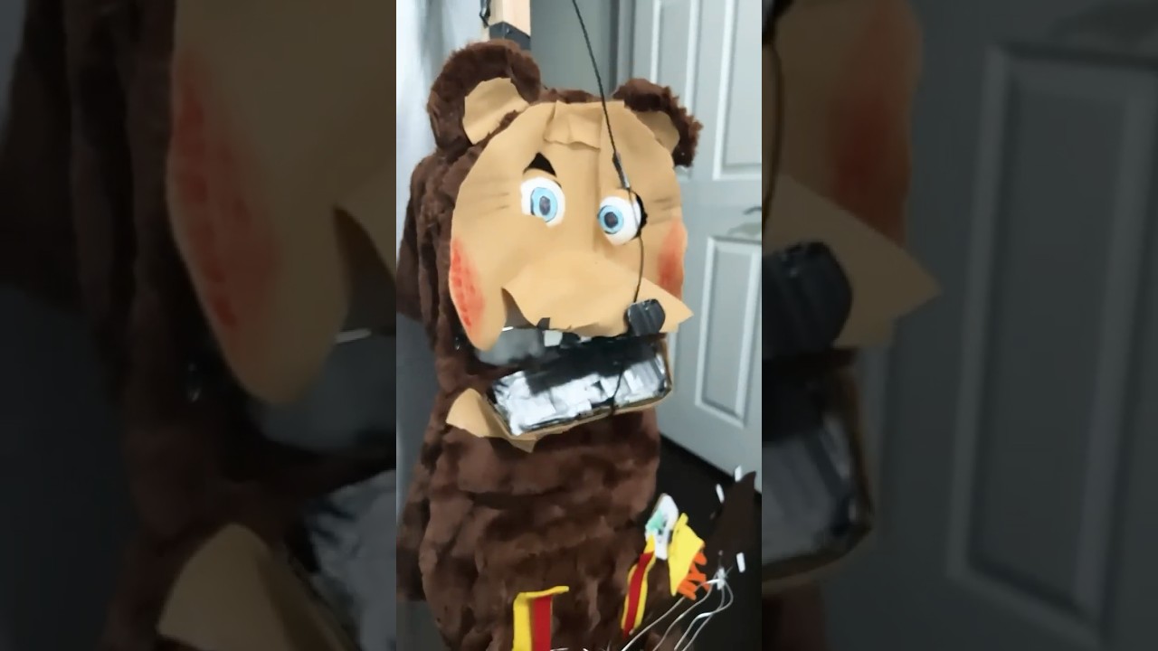 Custom Billy Bob (PLEASE CHECK RELATED VIDEO) #rockafireexplosion #showbiz #custom #animatronics