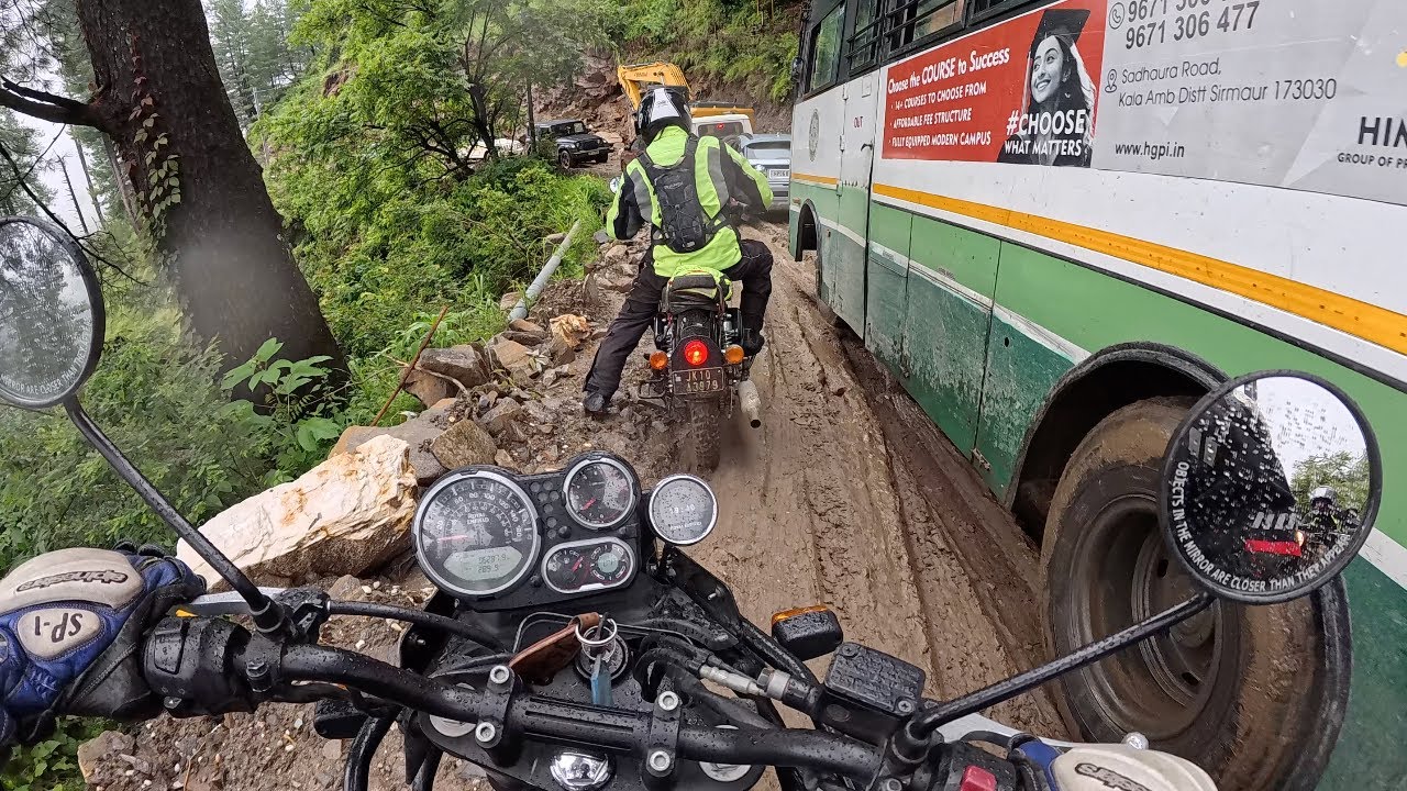 POV riding an Royal Enfield Himalayan - Himalaya Challenge - Sarahan to Jibhi
