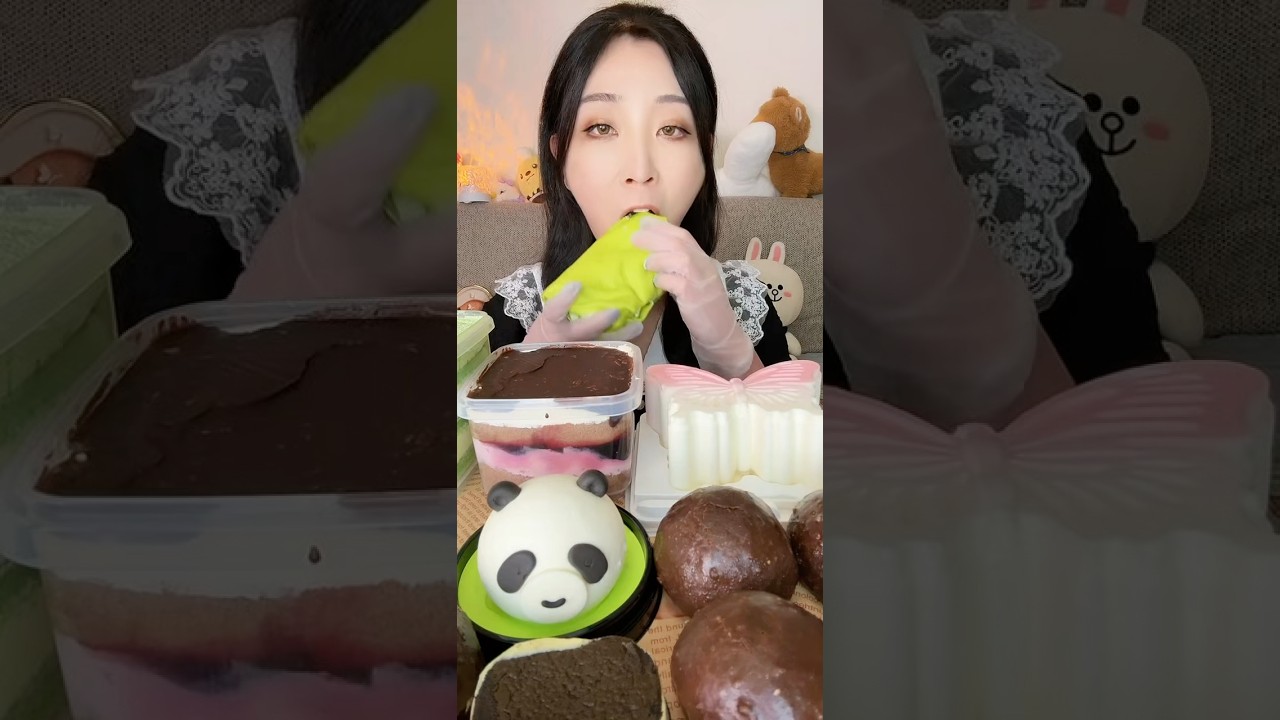 Dessert mukbang 🍰matcha crepe roll cake,mousse,chocolate blueberry cream box cake,panda mousse
