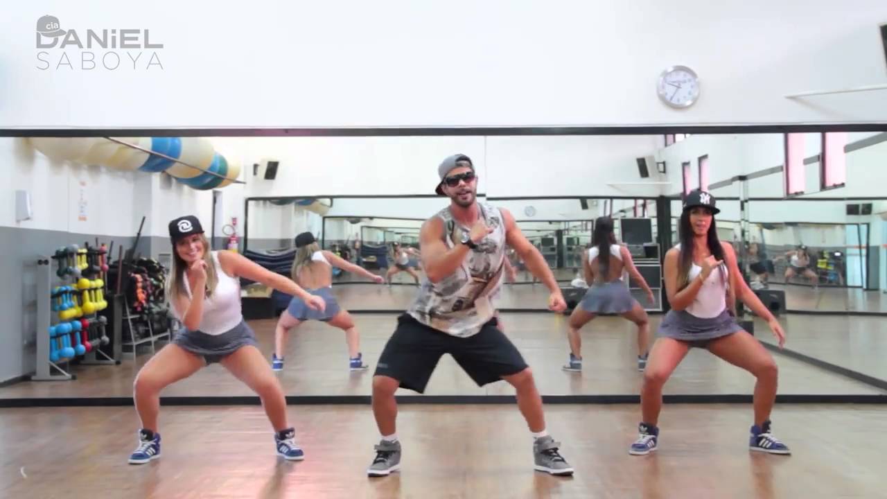 Chefe é Chefe   MC Maneirinho Cia Daniel Saboya Coreografia