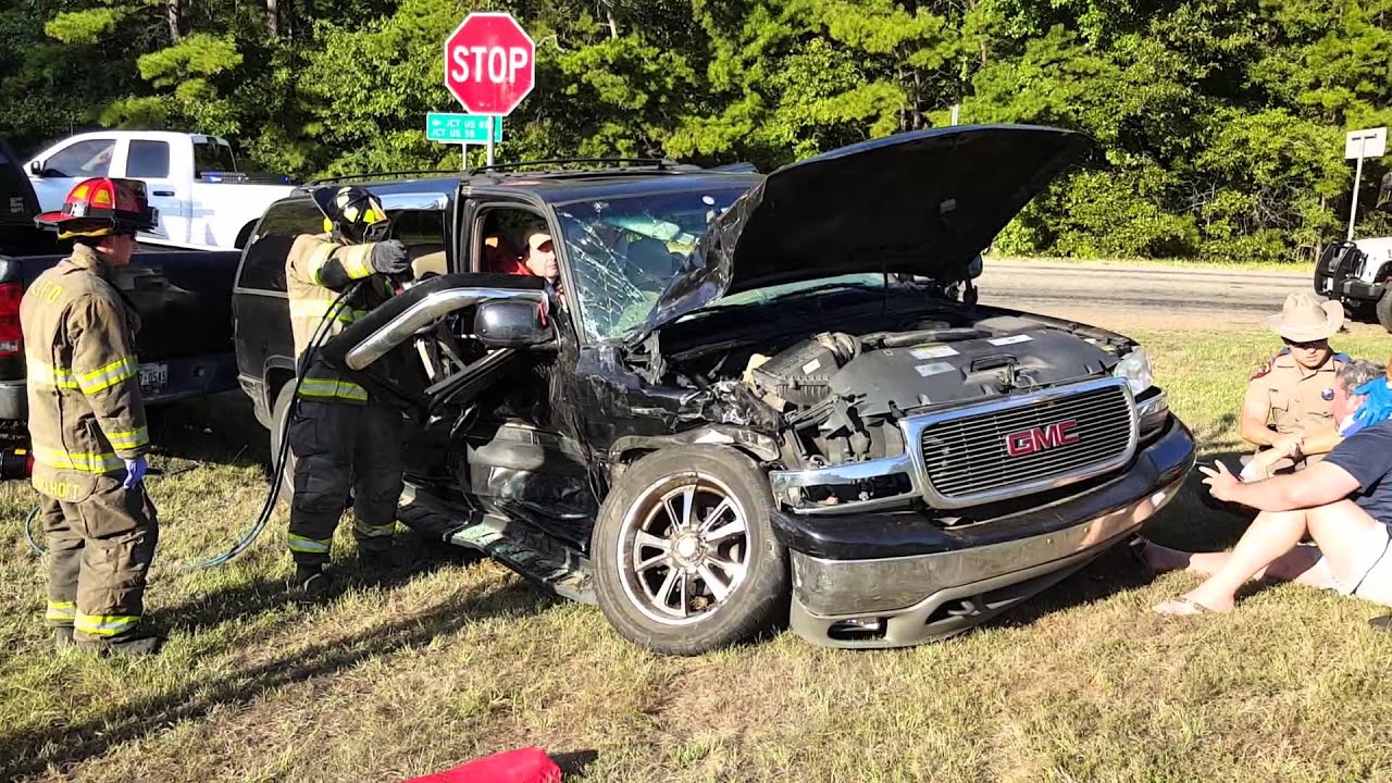 Jaws of Life used to Rescue a Man Trapped in SUV