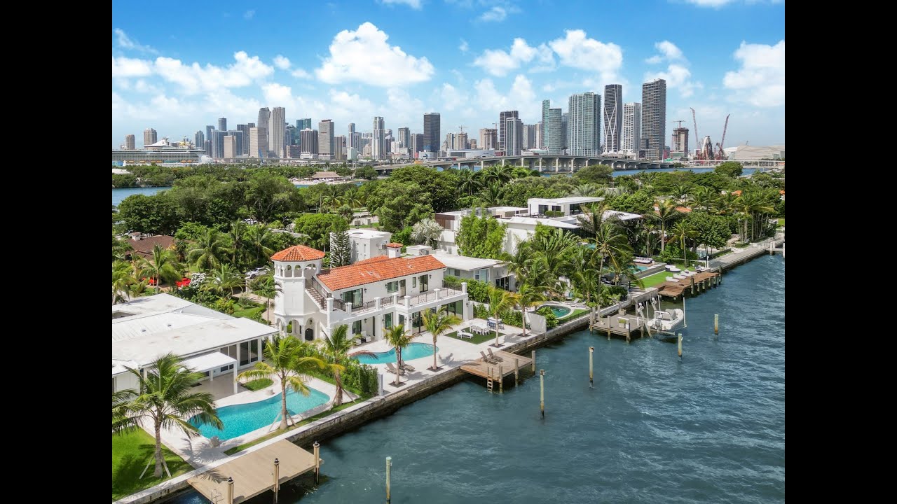 1001 N Venetian Dr Miami, FL 33139