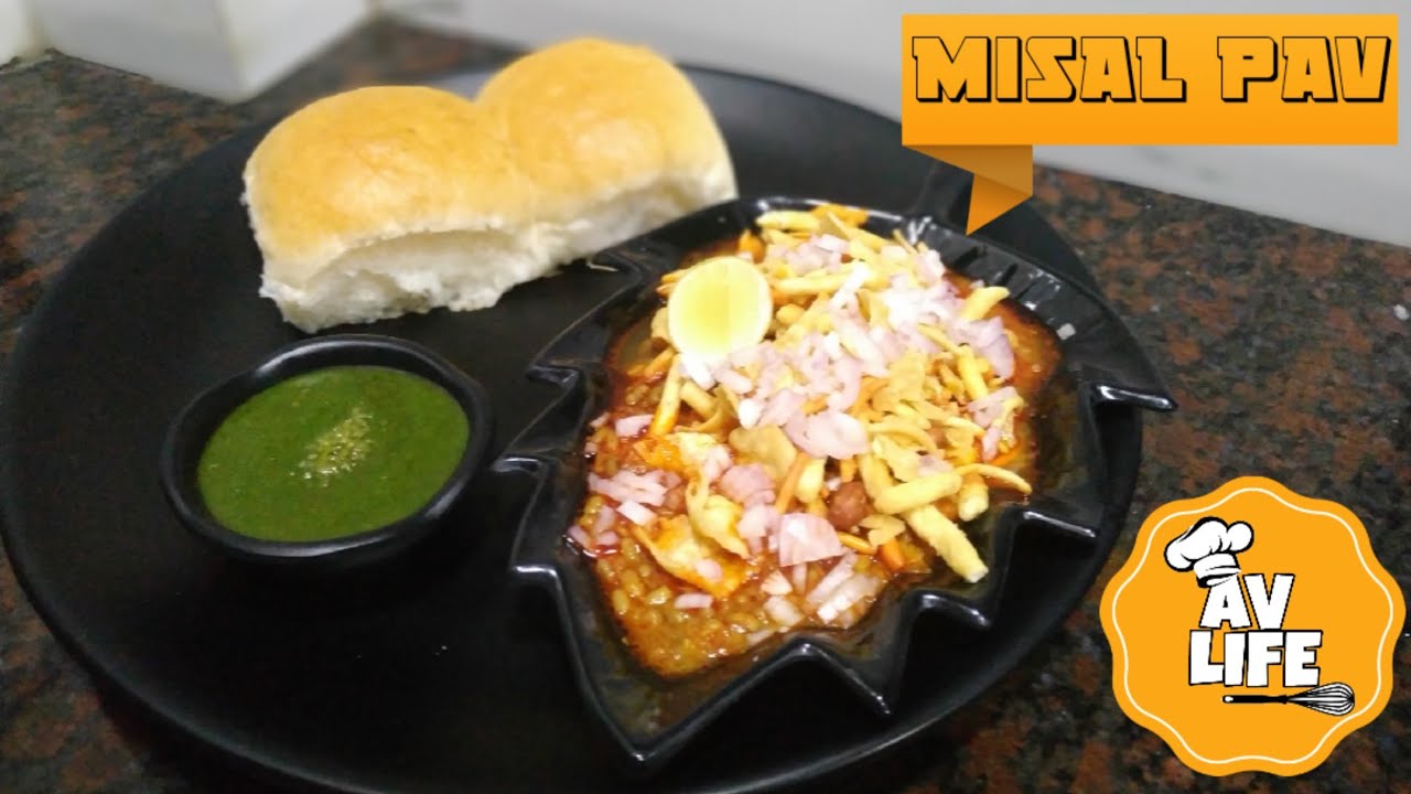 Misal pav recipe in hindi / How to make maharashtrian misal pav #misalpavrecipe #AVLIFE