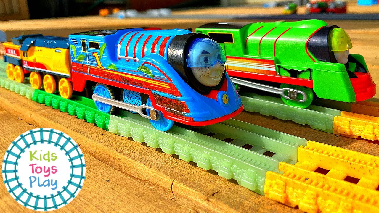Thomas the Tank Engine TURBO SPEED Toy Train Races