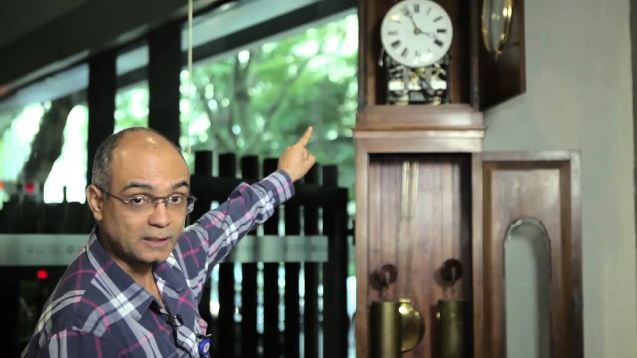 Os relógios de pêndulo do Colégio São Luís