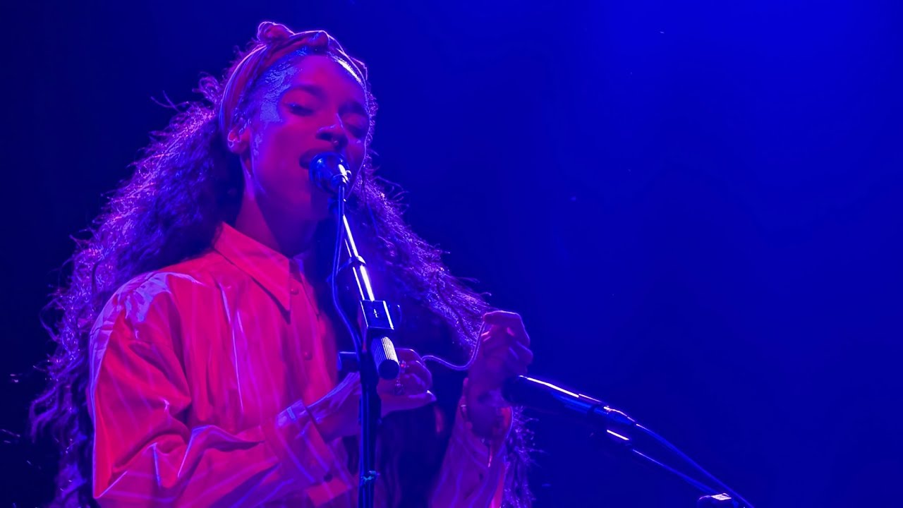 Green & Gold - Lianne La Havas Live @ LAV Lisboa Portugal 2024 4K HDR
