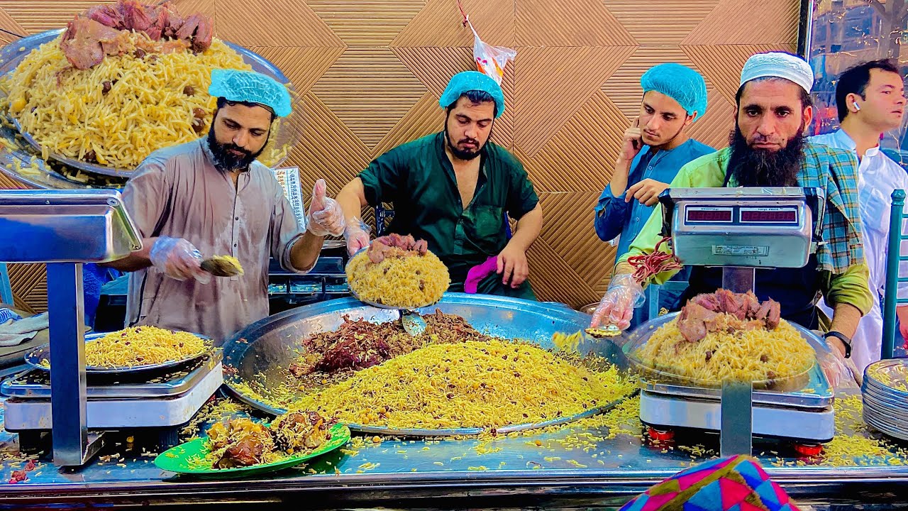 MOST FAMOUS CHAWAL OF PESHAWAR | LAZIZ CHAWAL | PESHAWARI KABULI PULAO | GOLDEN MEAT PULAO