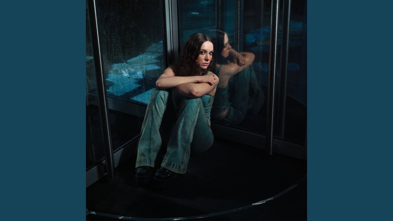 Kissing In Swimming Pools