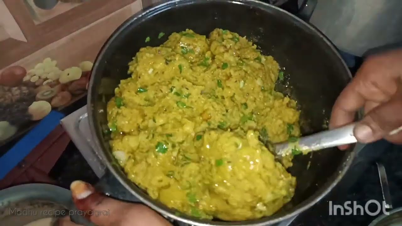 आलू की चटपटी कचौड़ी स्वाद ही स्वाद || How making spicy potatos kachauri || #video |#vlogs |#trending