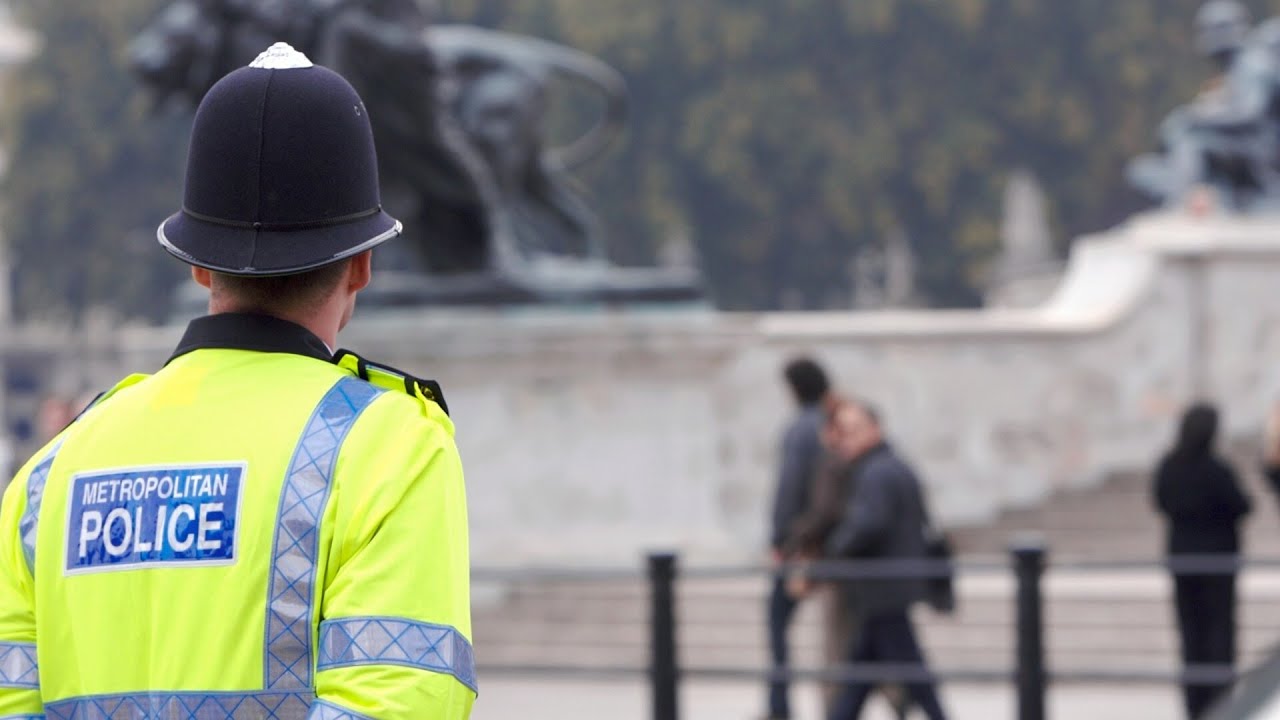 &lsquo;Shocking story&rsquo;: Hundreds of Metropolitan Police exposed as wrongly hired