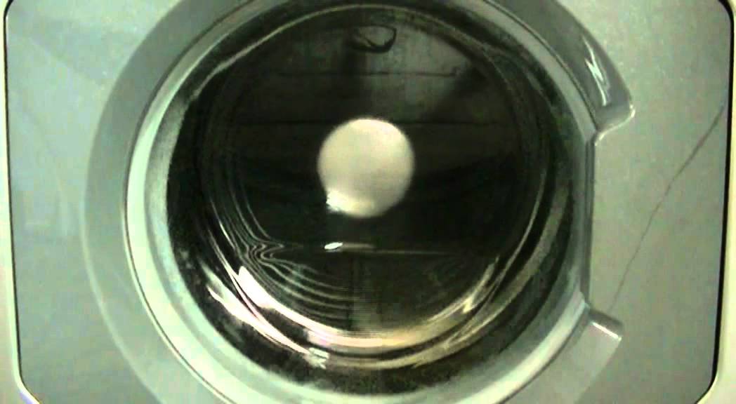 Hotpoint Aquarius WML540(G) - Bedding & Pj's - Fast Wash 60' - Part 1/2