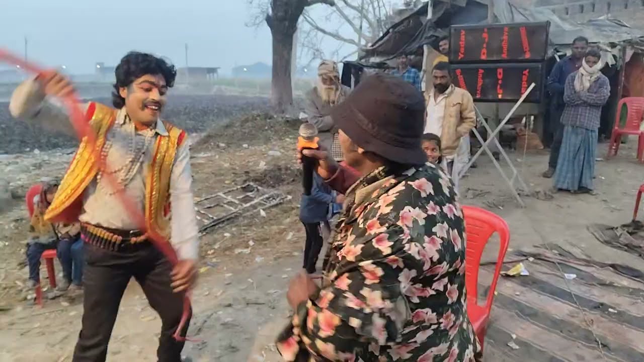 ​आज तमाशा में महेश की हुई जोरदार धुलाई! 🤣👊 बेचारा महेश गया काम से! #comedynautanki