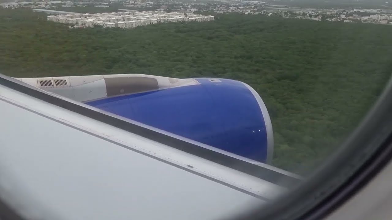 Aterrizaje del vuelo Madrid - Punta Cana en un avion de World 2 Fly