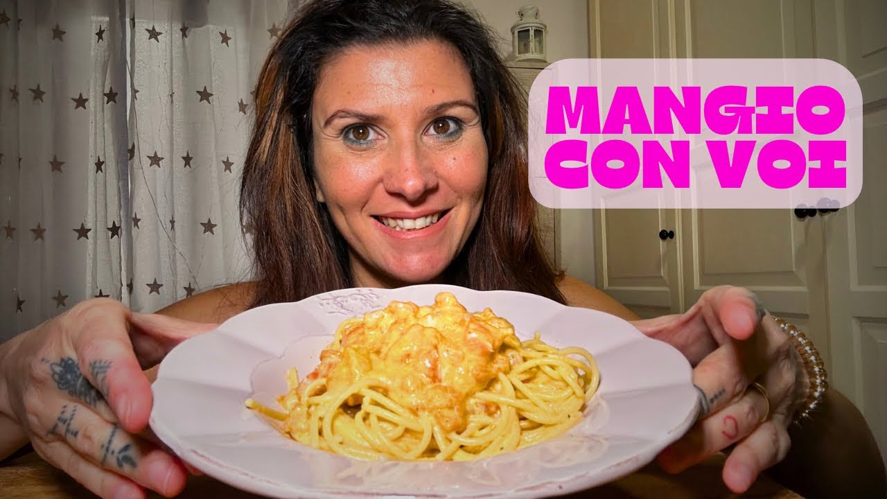 Asmr Ita // Mangio con voi