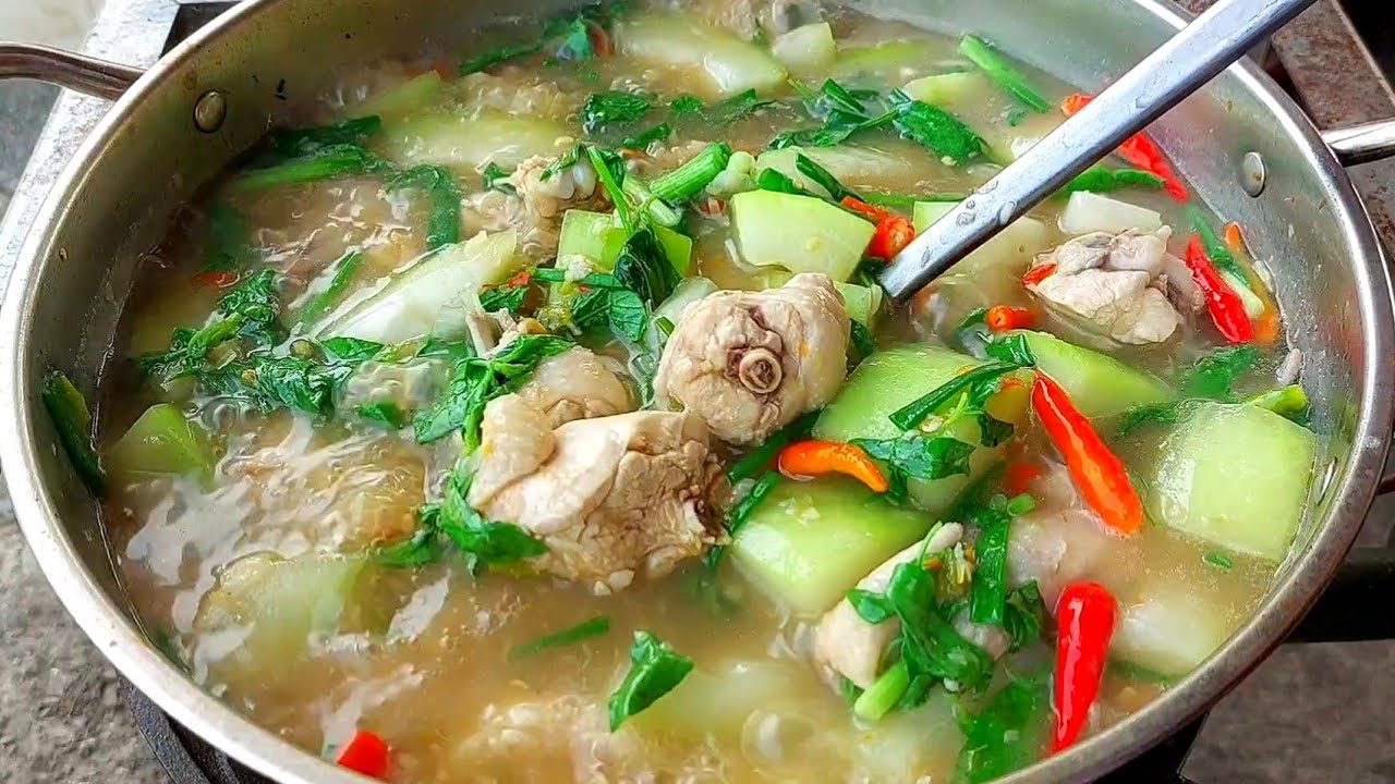 แกงไก่ใส่ฟัก แกงแบบแซ่บๆนัวๆร้อนๆ บอกเลยอร่อยมาก วันนี้ข้าวเกลี้ยงหม้ออีกแล้ว เมนูกับข้าว เมนูง่ายๆ