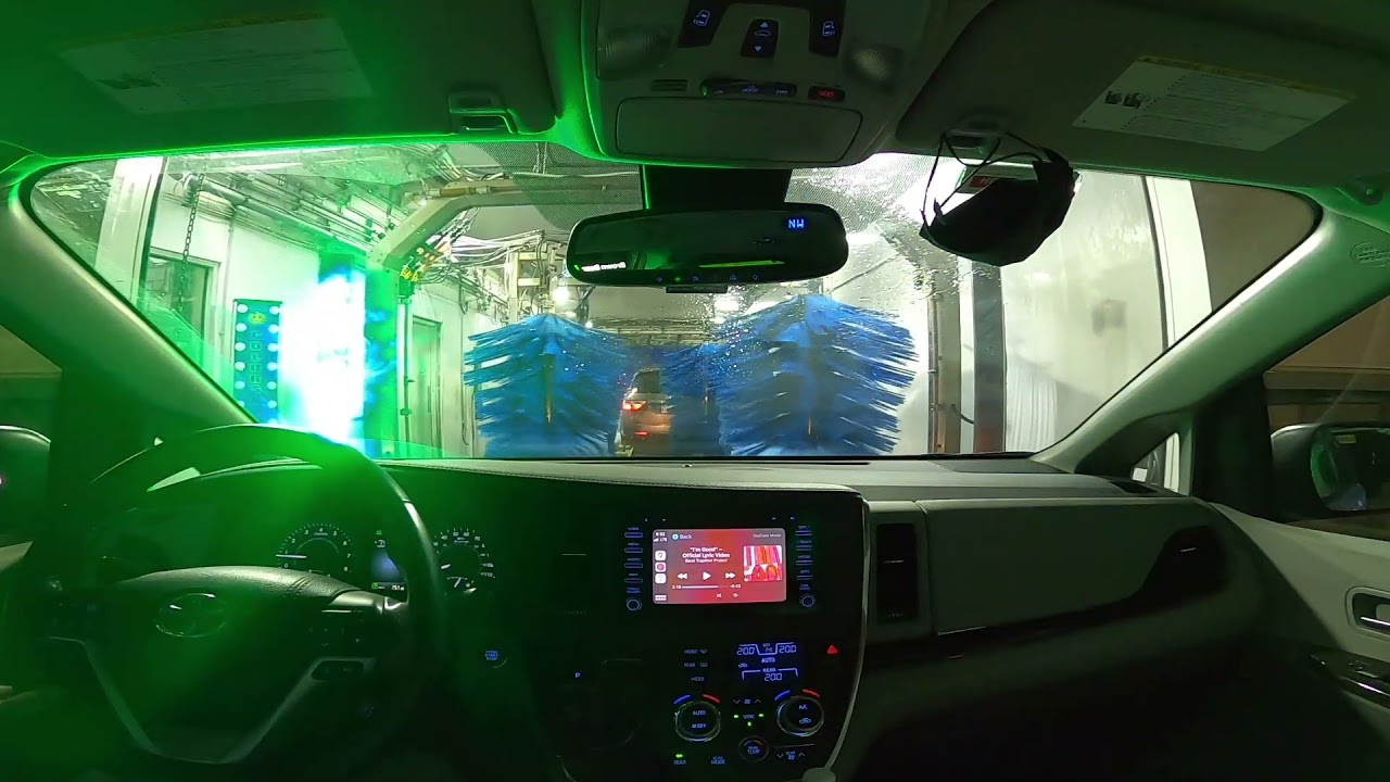 2021/11/03 - Brown Bear Car Wash (The One NearCostco)