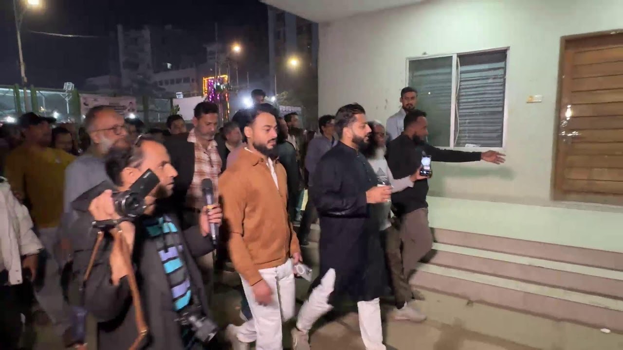 ধুপখোলা মাঠ থেকে সরাসরি......