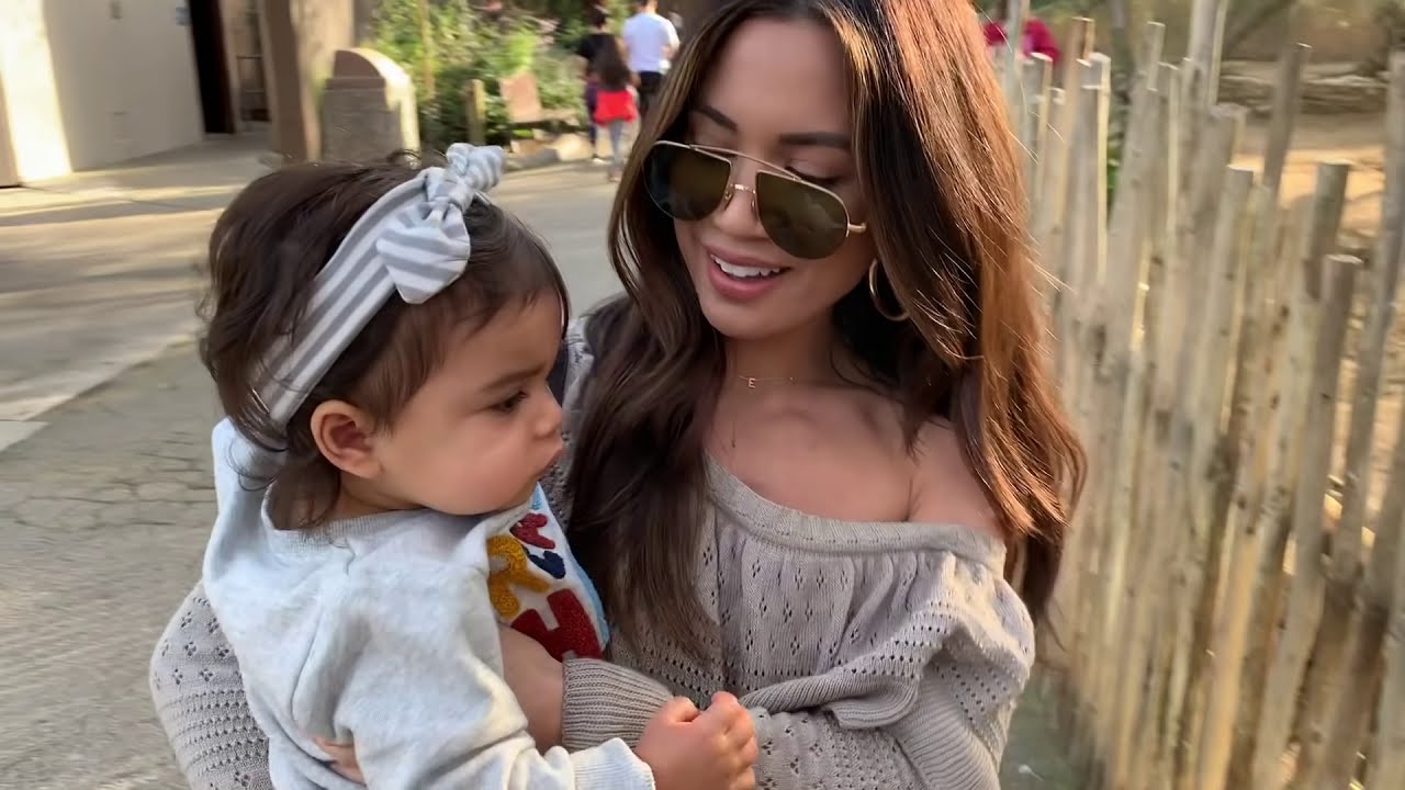 Alessandra's Photoshoot + First Time at the Zoo + more Fun Home Videos!