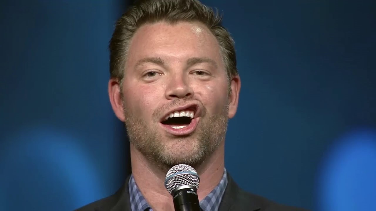 Jason Hewlett Shares His Signature Moves