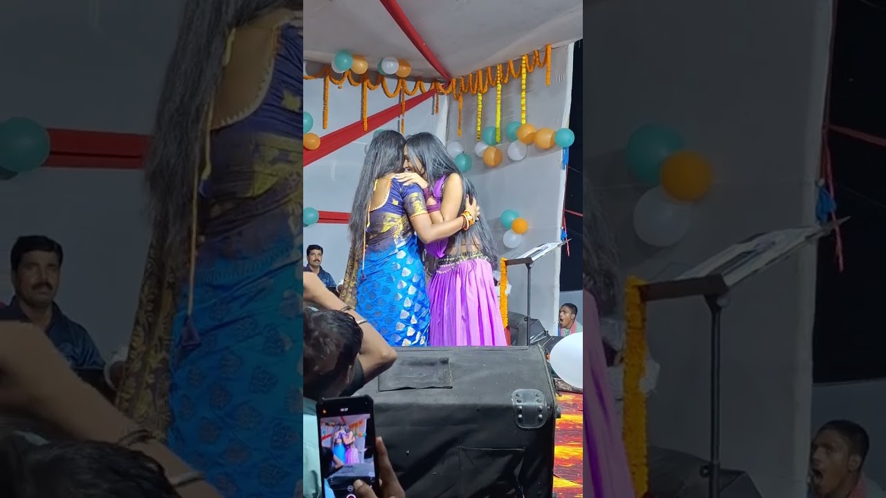 Chandani Mishra #explore #trending #viralvideo #chandnimishra #stageshow #bhojpuri #arkestra #love