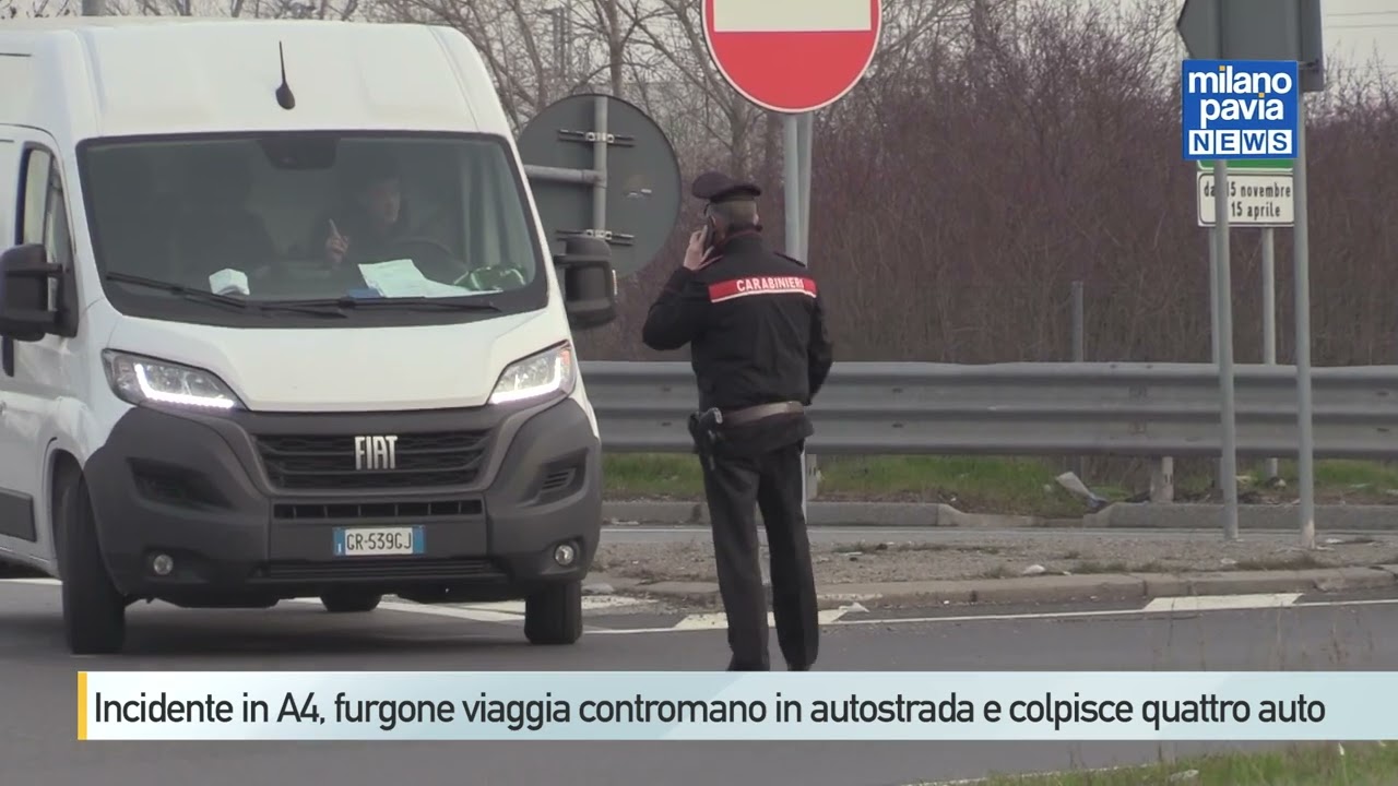 Incidente in A4, furgone viaggia contromano in autostrada e colpisce quattro auto