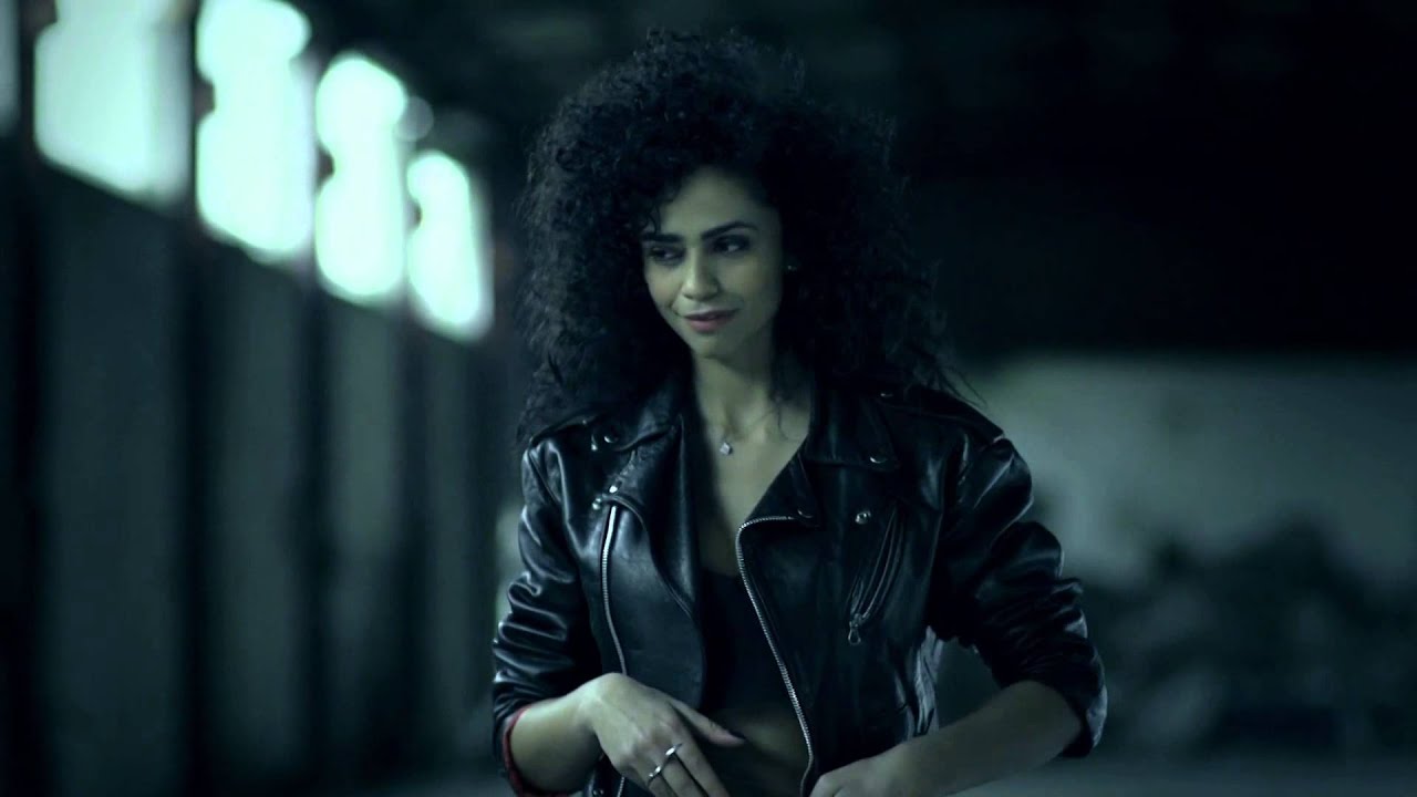 LUCHE' FEAT VASCO ROSSI-TUTTO PUO' SUCCEDERE (VIDEO UFFICIALE 2014)