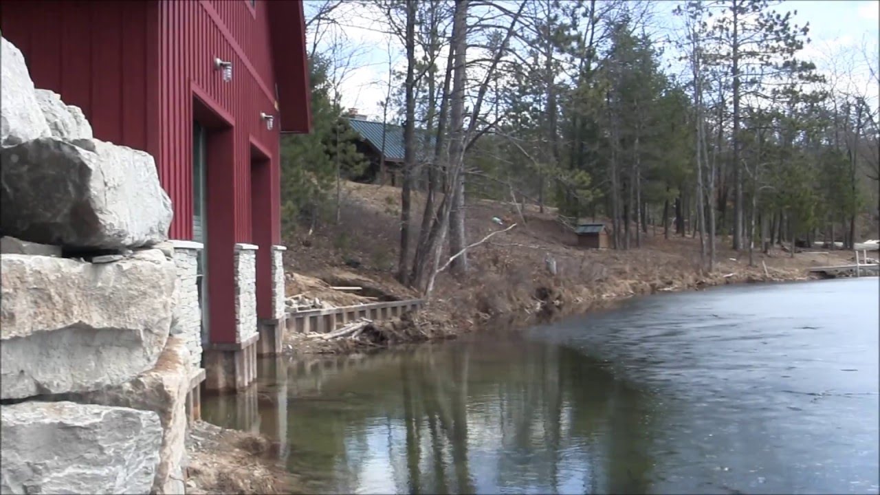 Boathouse - Waterfront - Construction - Log Cabin Estate