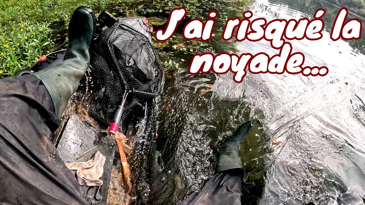 Mon KAYAK se RENVERSE en plein combat avec un Silure : J'évite la NOYADE de justesse !