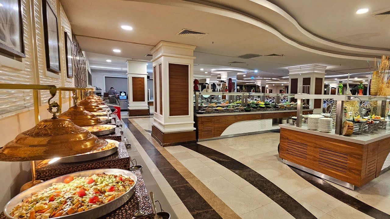 Castival Hotel C|H Dinnertime Abendbuffet🍽