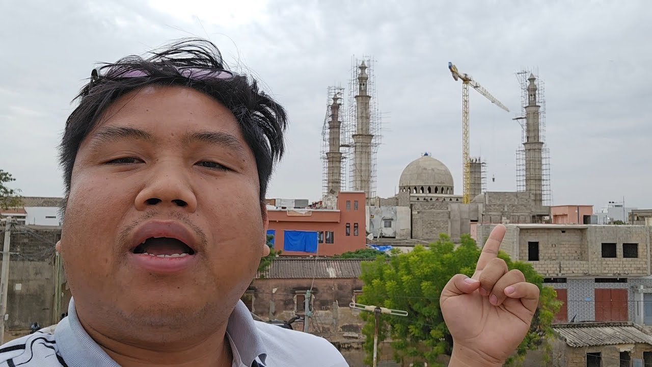 KATABI NAMIN YUNG GINAGAWANG MALAKING MOSQUE ! Countdown na din sa pag uwi ko