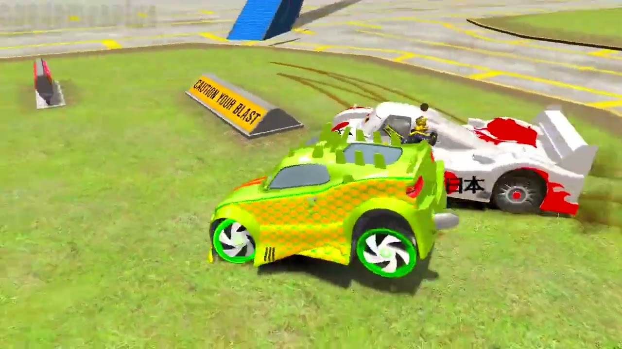 Onegamesplus Cars con Hulk y bumbblee hecho por onegamesplus 