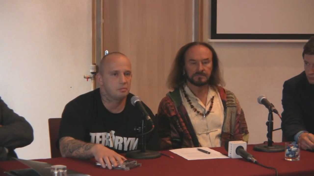 PEJA VS STAN BORYS (KONFERENCJA WYWIAD) 2/3