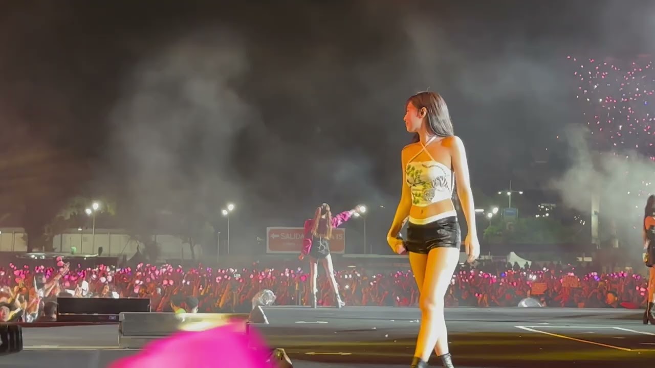 09. Blackpink - Stay @ Foro Sol, Mexico City - D1 Fancam